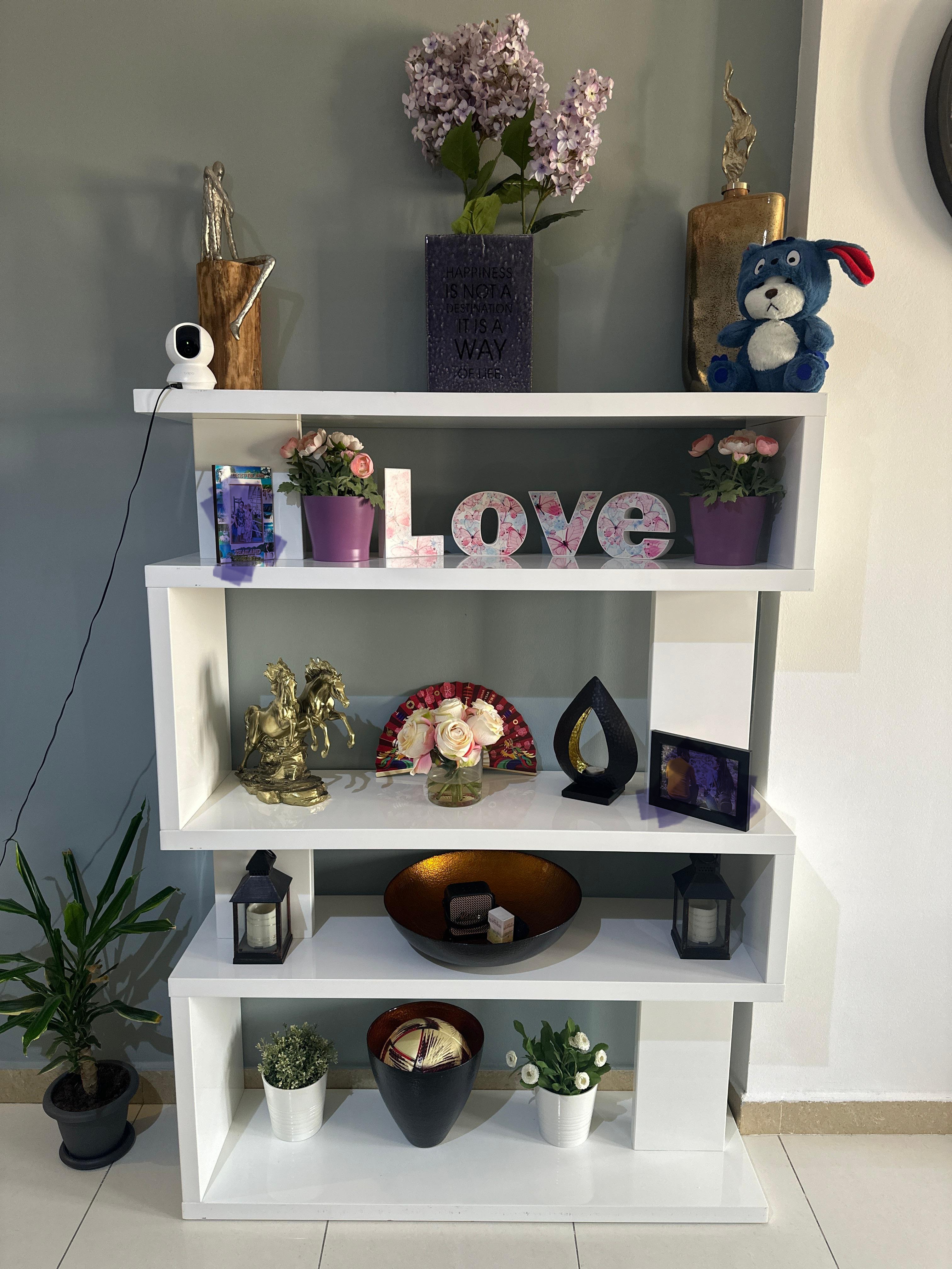 Only Decor item on Sale. Except LOVE, Teddy and Transparent Vase - Image 5