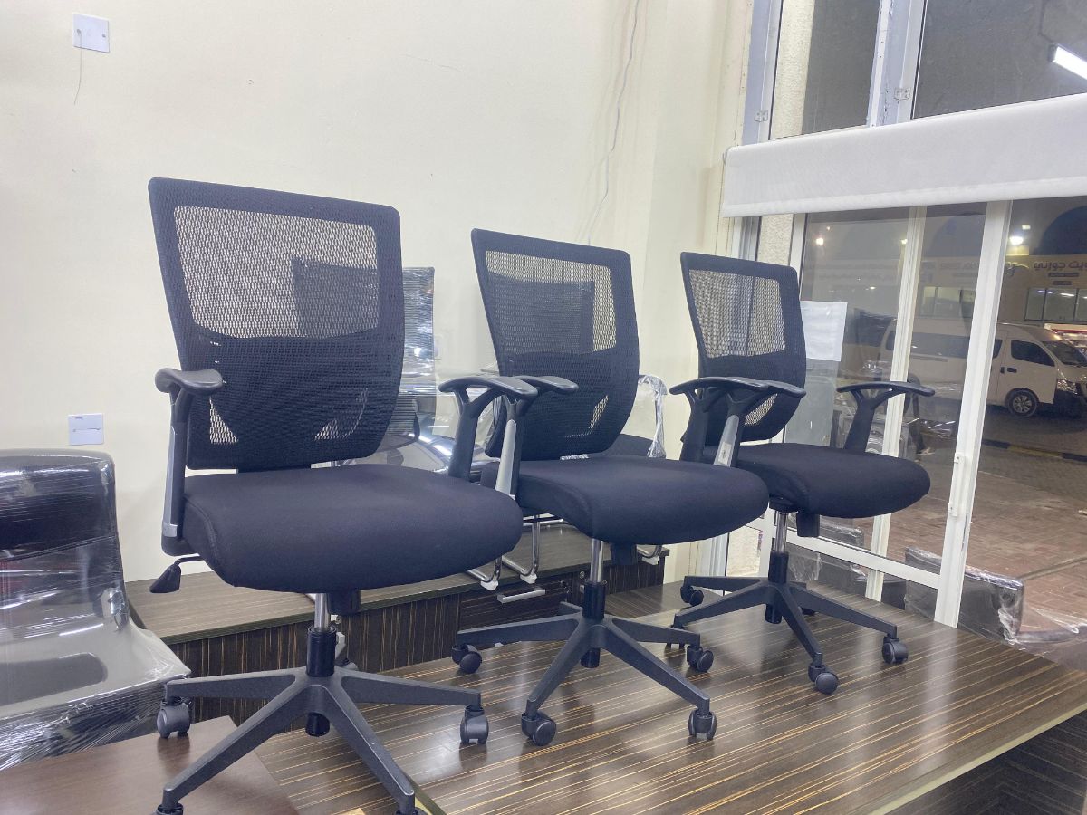 Used office desk study table metting table reception workstation sofa buy sell 33270617 - Image 6