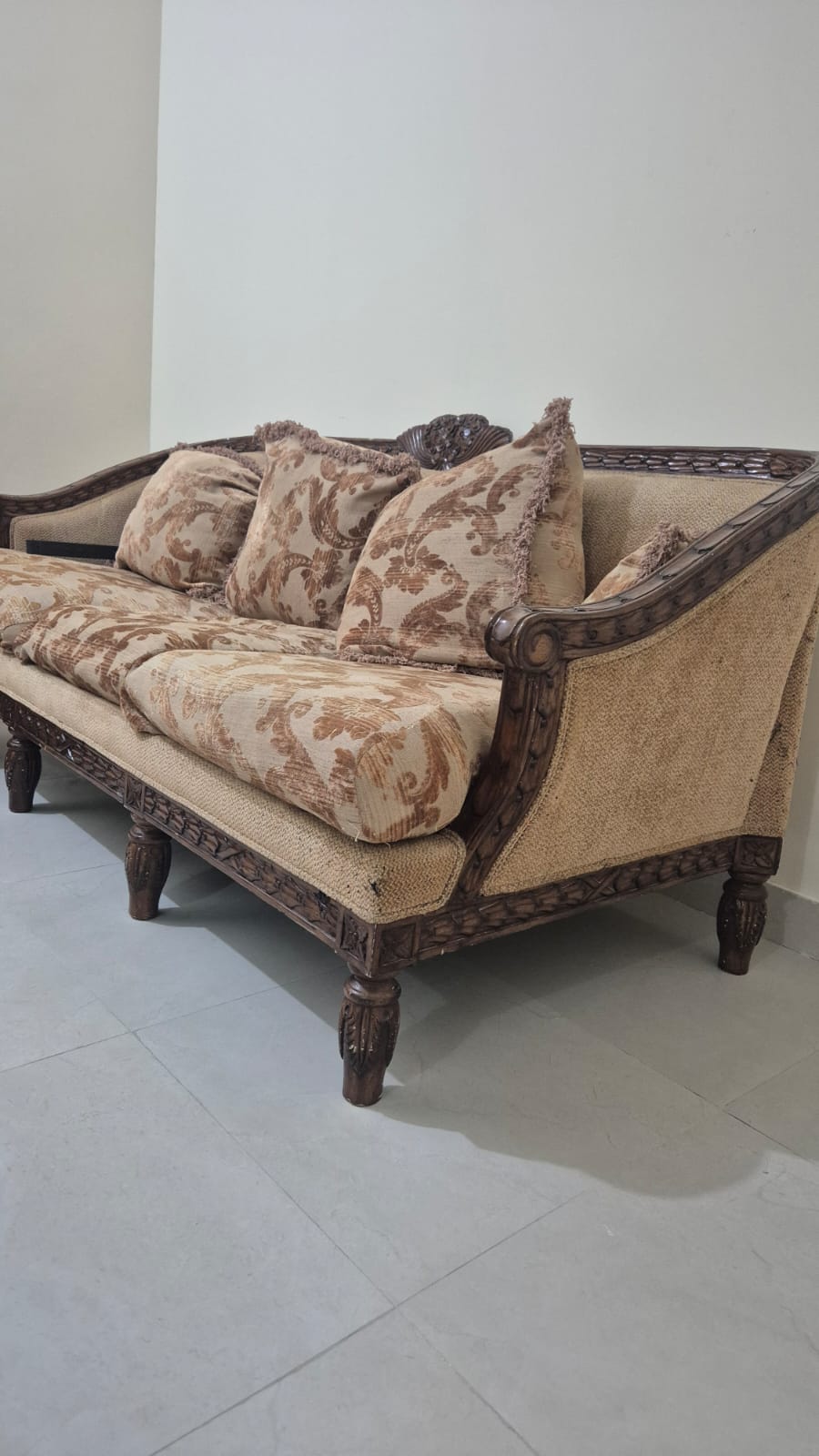 Wooden Sofa Set for Sale - Image 3