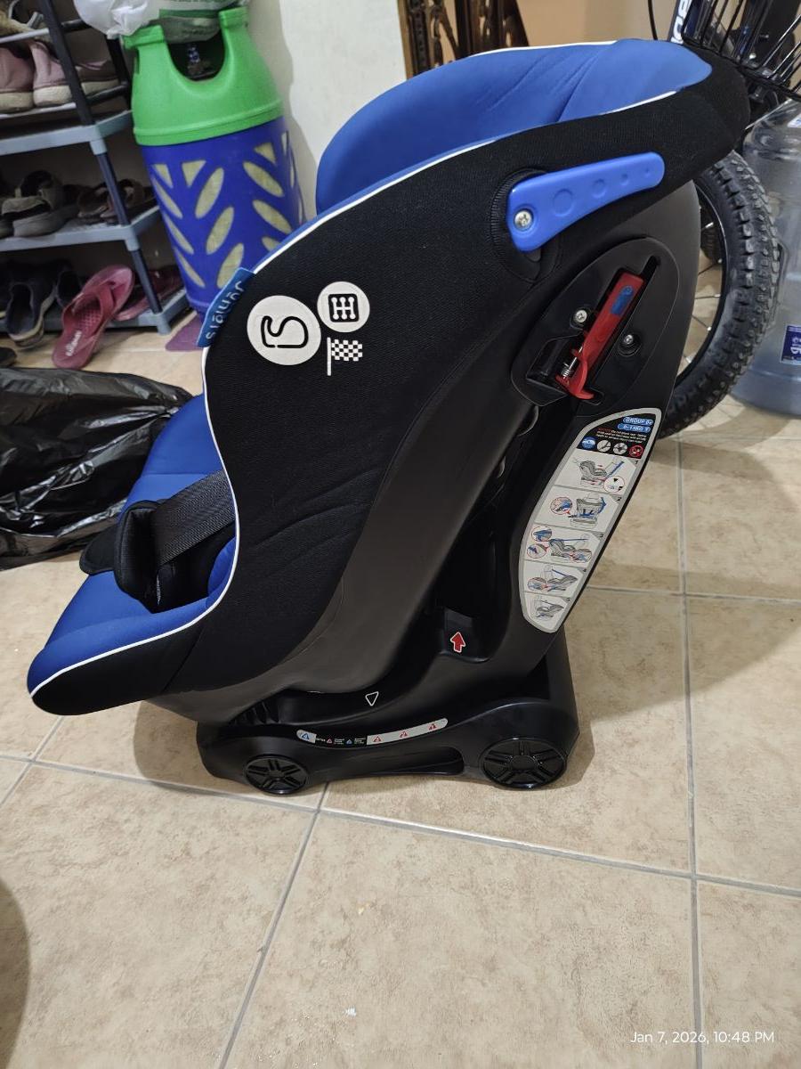 Juniors Branded  Infant Car Seat (Group 0+) – Excellent Condition - Image 5