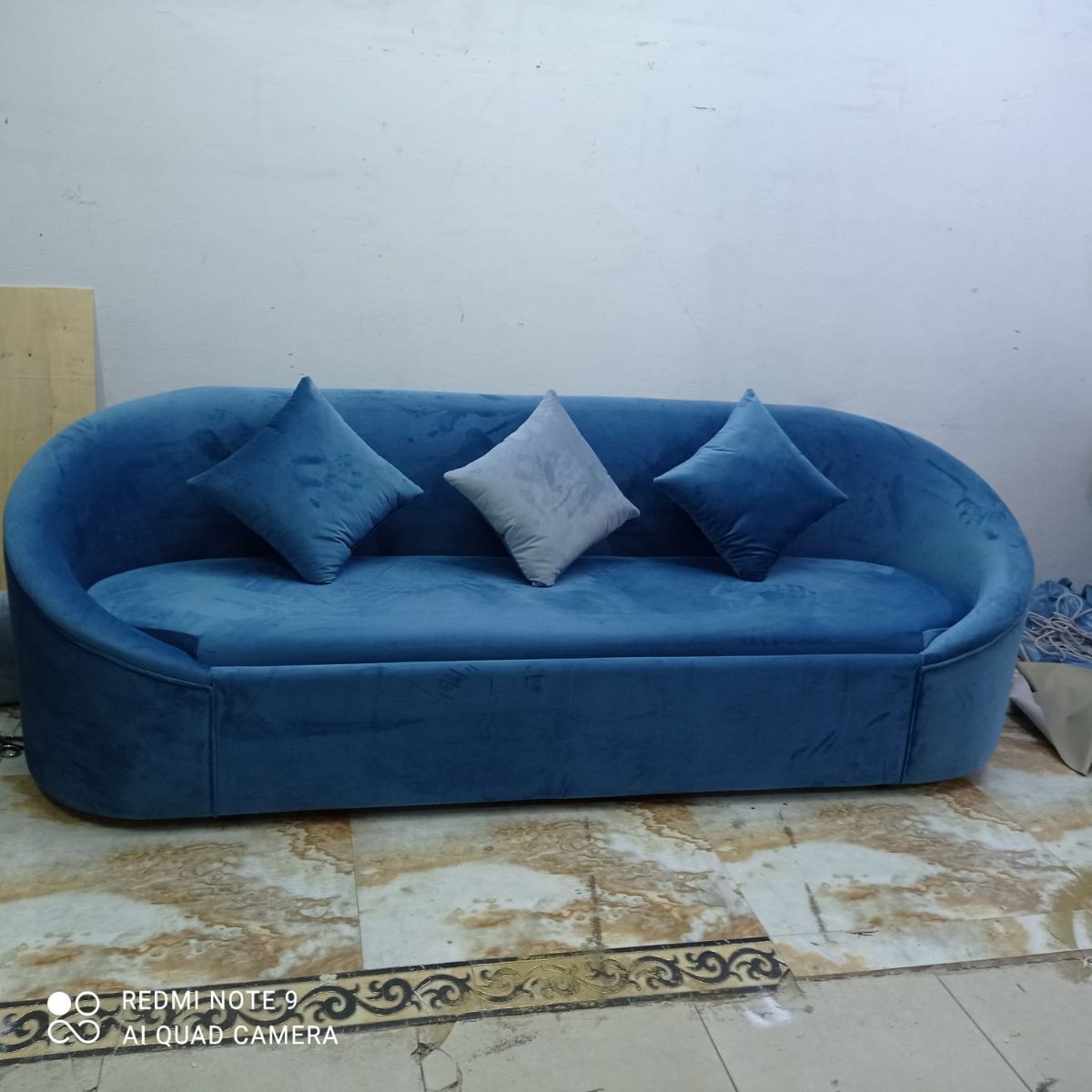 Ordered sofa - Image 15