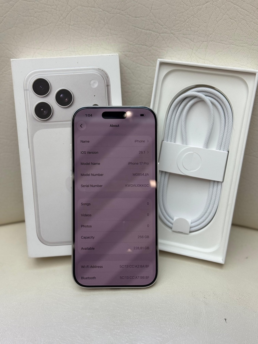 iPhone 17 pro 256Gb sliver Battery 100- Full box set Warranty October 2026 - Image 1