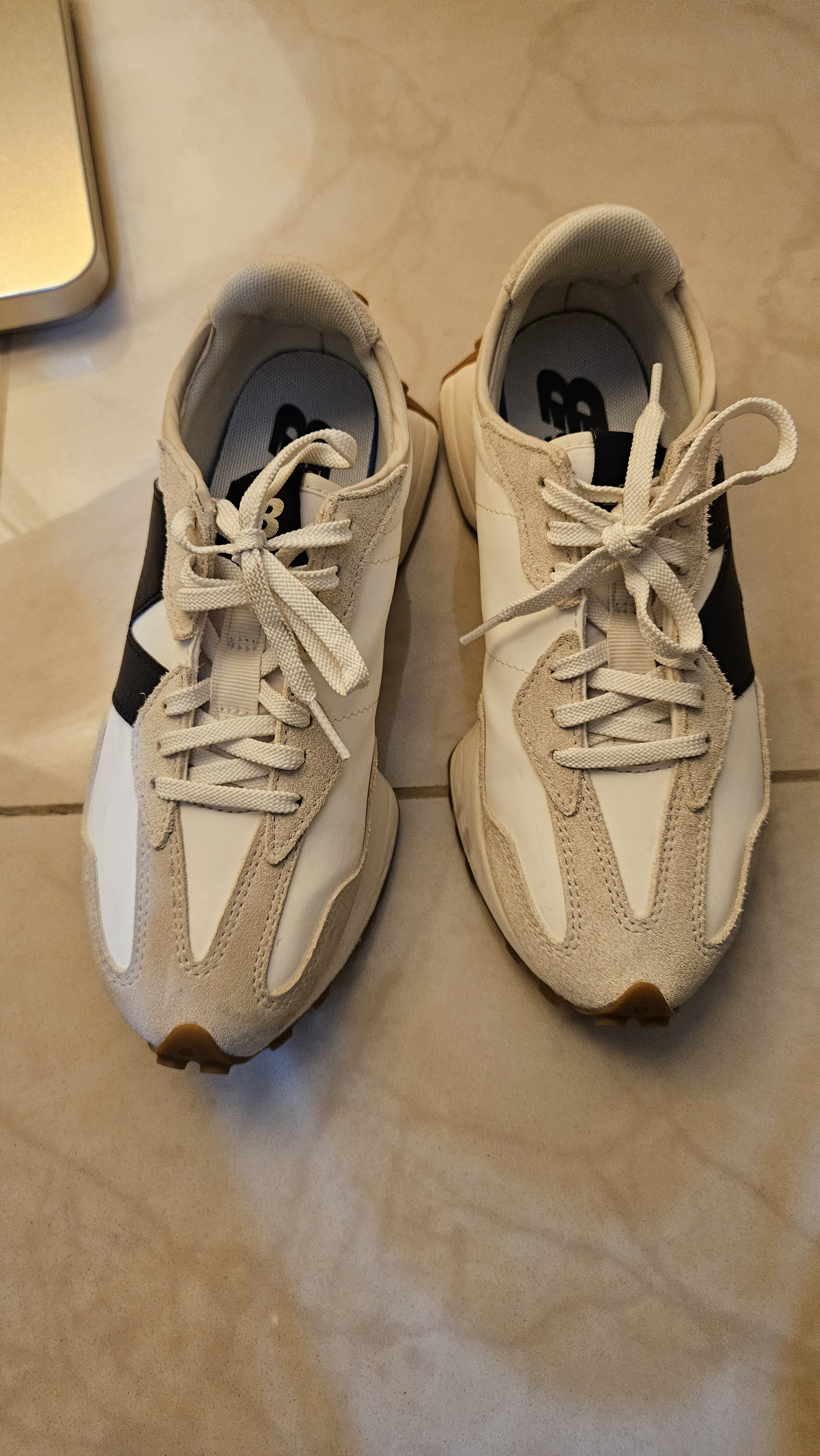 New Balance 327 Sneakers - Image 1