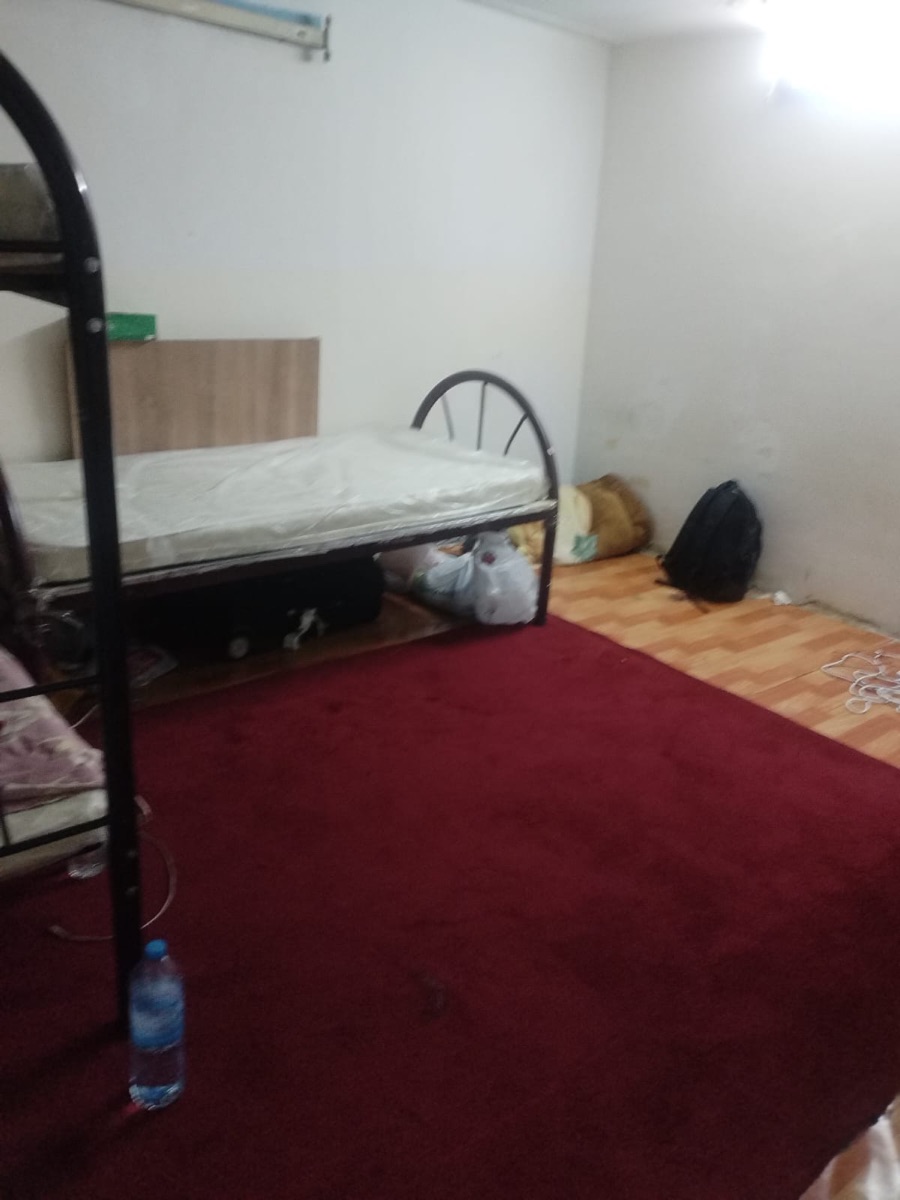 Bed Space in Matar Qadeem - Image 3