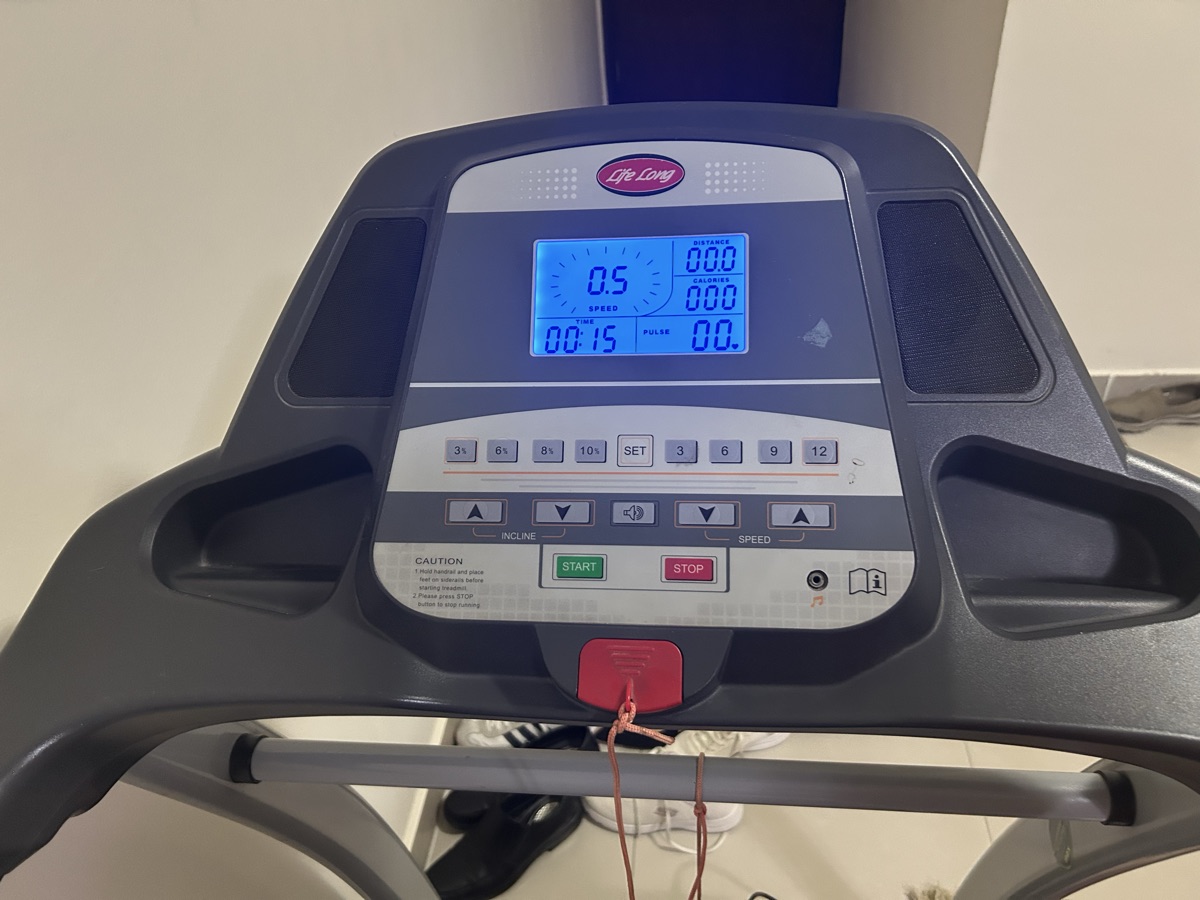 Treadmill - Image 1