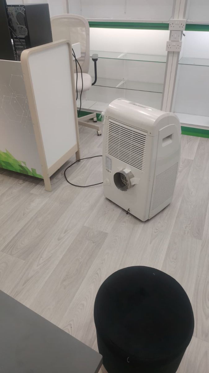 Portable Ac - Image 2