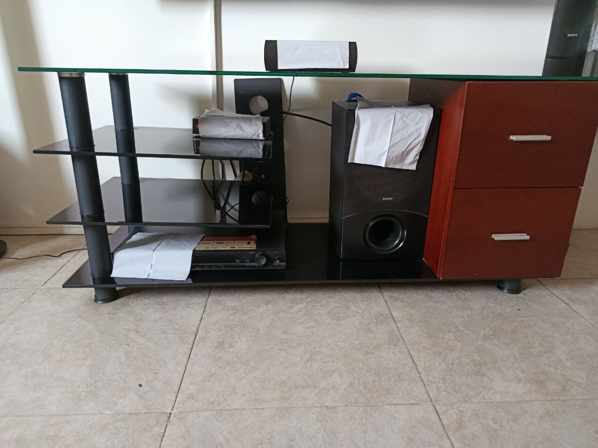TV table - Image 2