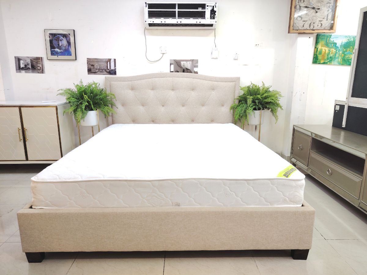 For Sale HomeChanter King Size Bed & Mertss 180/200 C.M Very Excellent Condtion If You Want Plz Call & Whatapps Me 72107930 - Image 5
