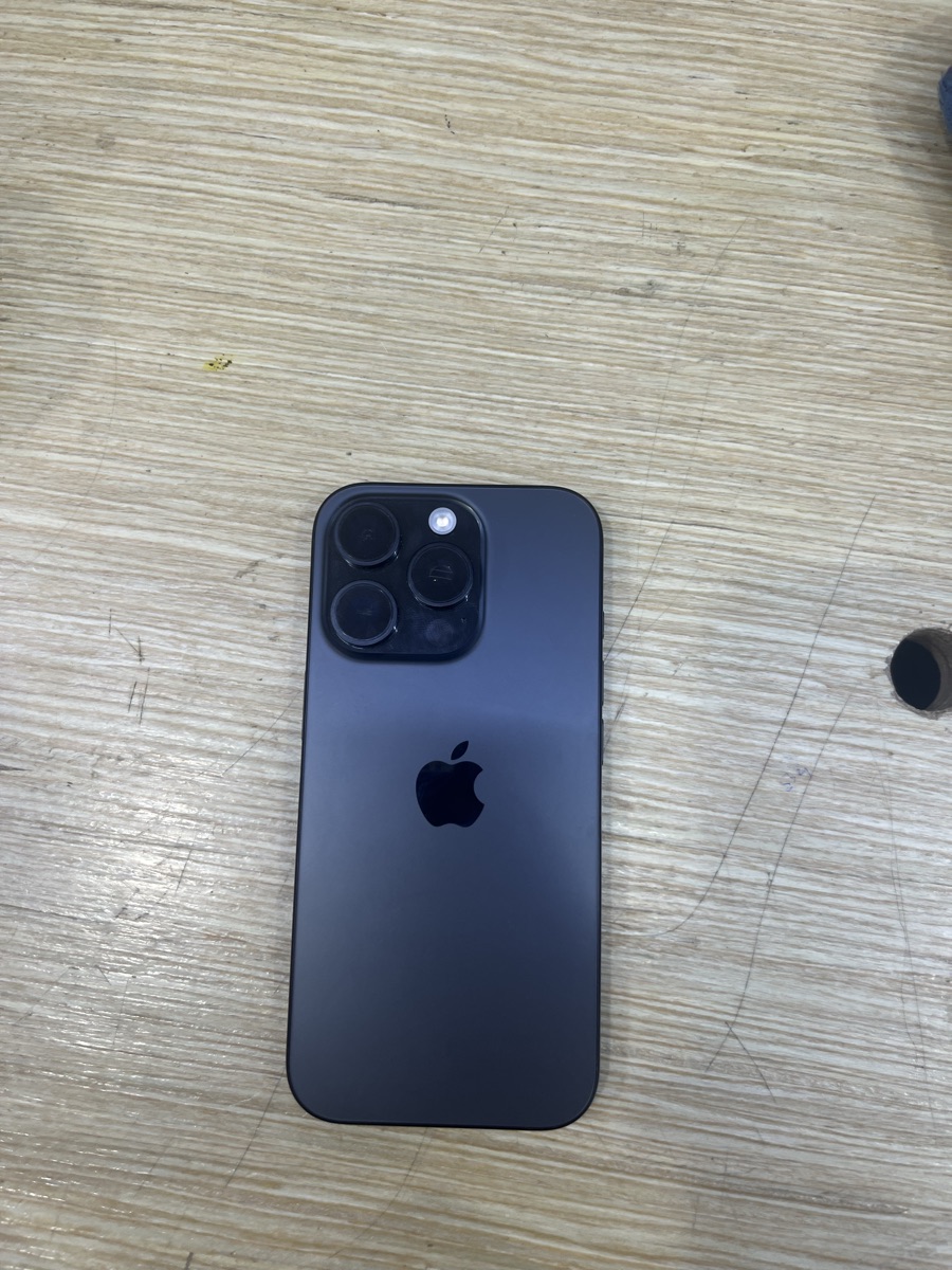 iPhone 16pro 1tb black color - Image 1