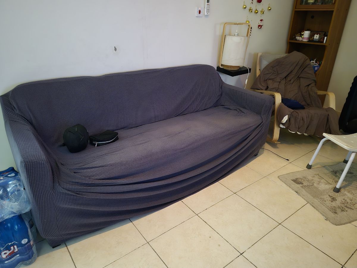 Sofa for sale - Image 2