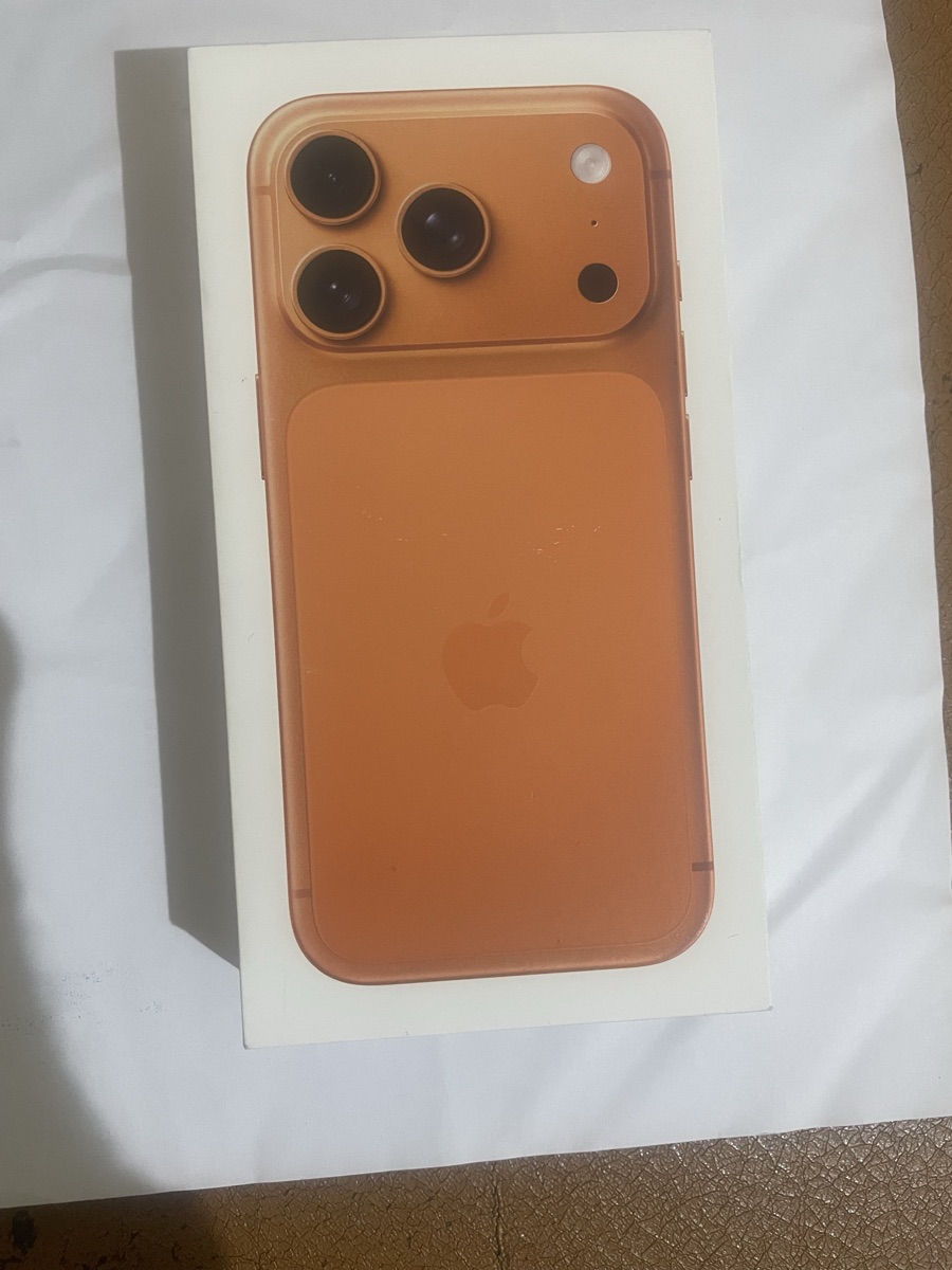 Iphone 17 pro 256 Used - Image 5