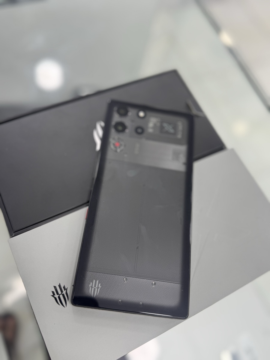 Redmagic 10 Pro - Image 1
