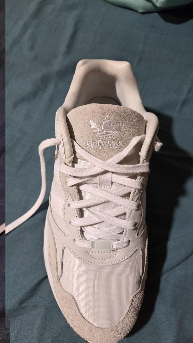 Used shoes in perfect condition - Image 11