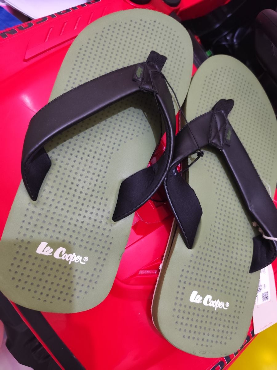 SIZE 46 BRAND NEW LEE COOPER - Image 2
