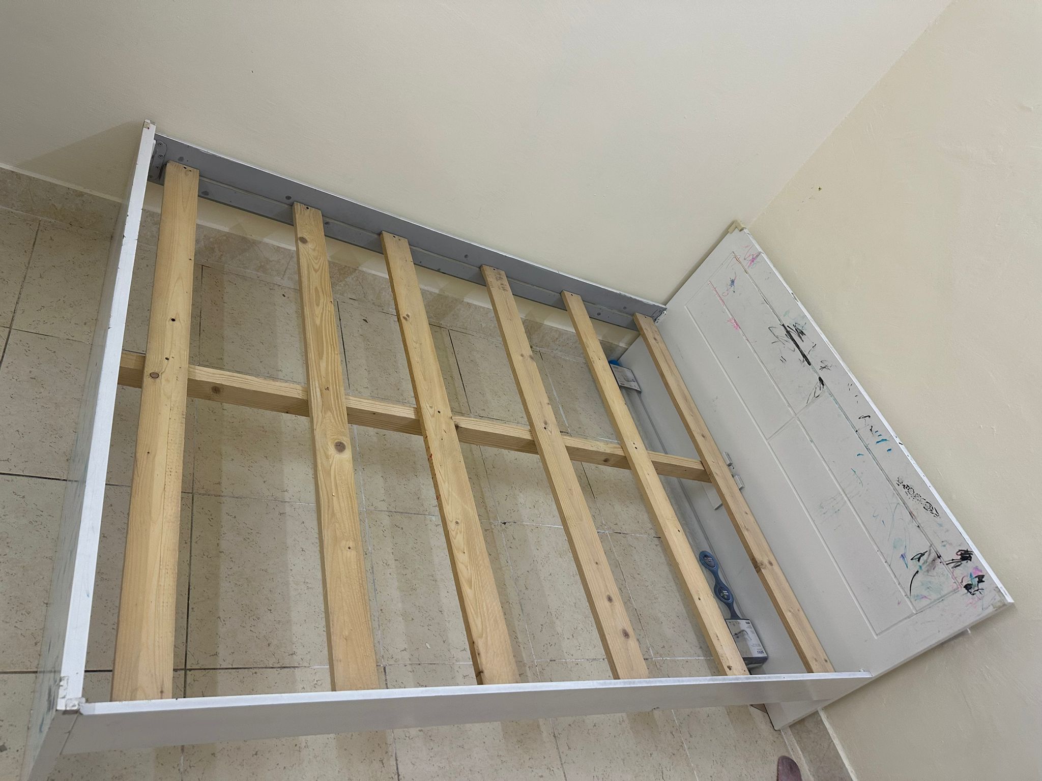 Queen Size Bed - Used - Image 4