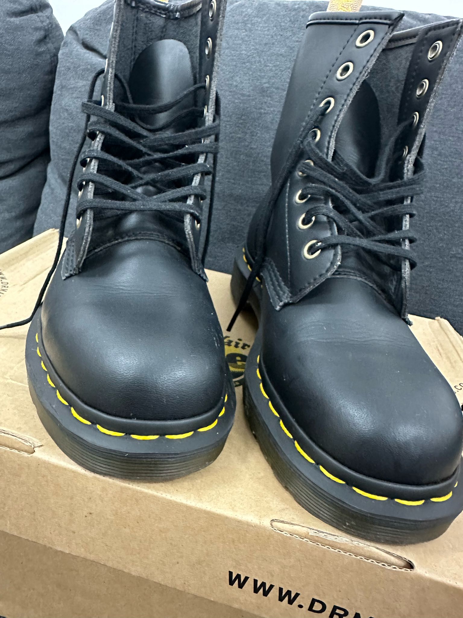 Dr. Martens Vegan 1460 - Image 3