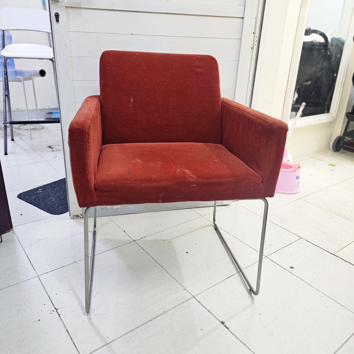 Red Lounge Chair – Metal Legs
. - Image 1