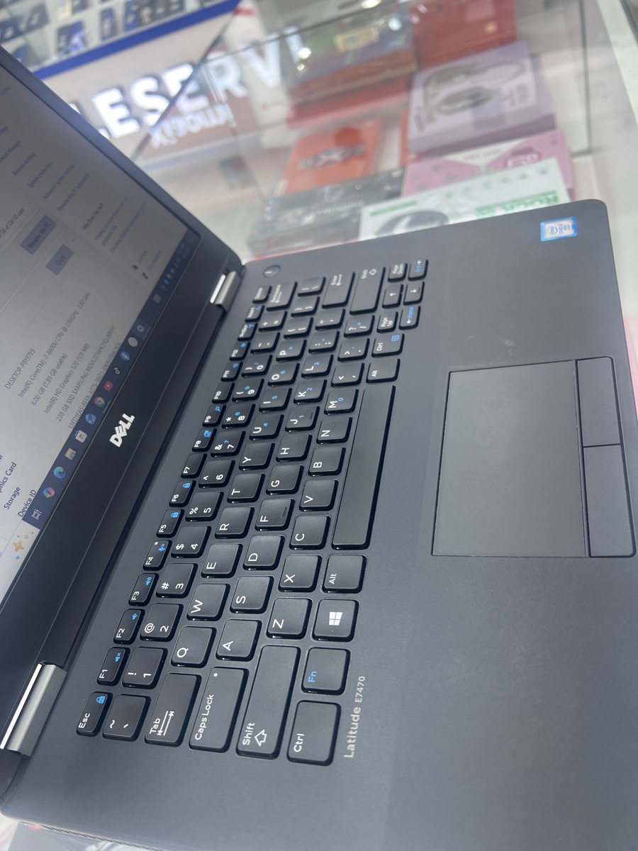 Dell Latitude E7470 - Image 2