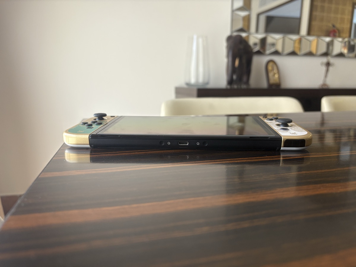 Nintendo switch OLED Zelda tears of the kingdom of edition - Image 4