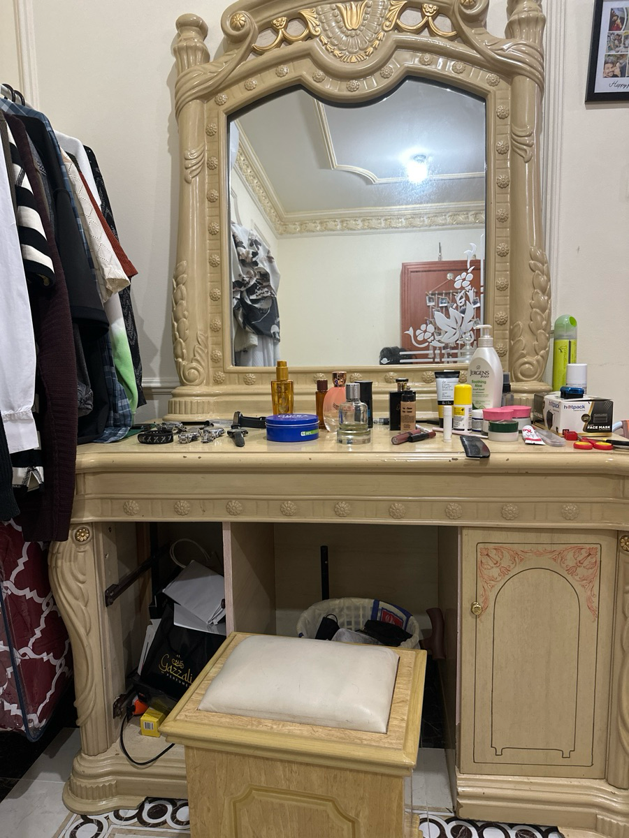 Home - Image 2
