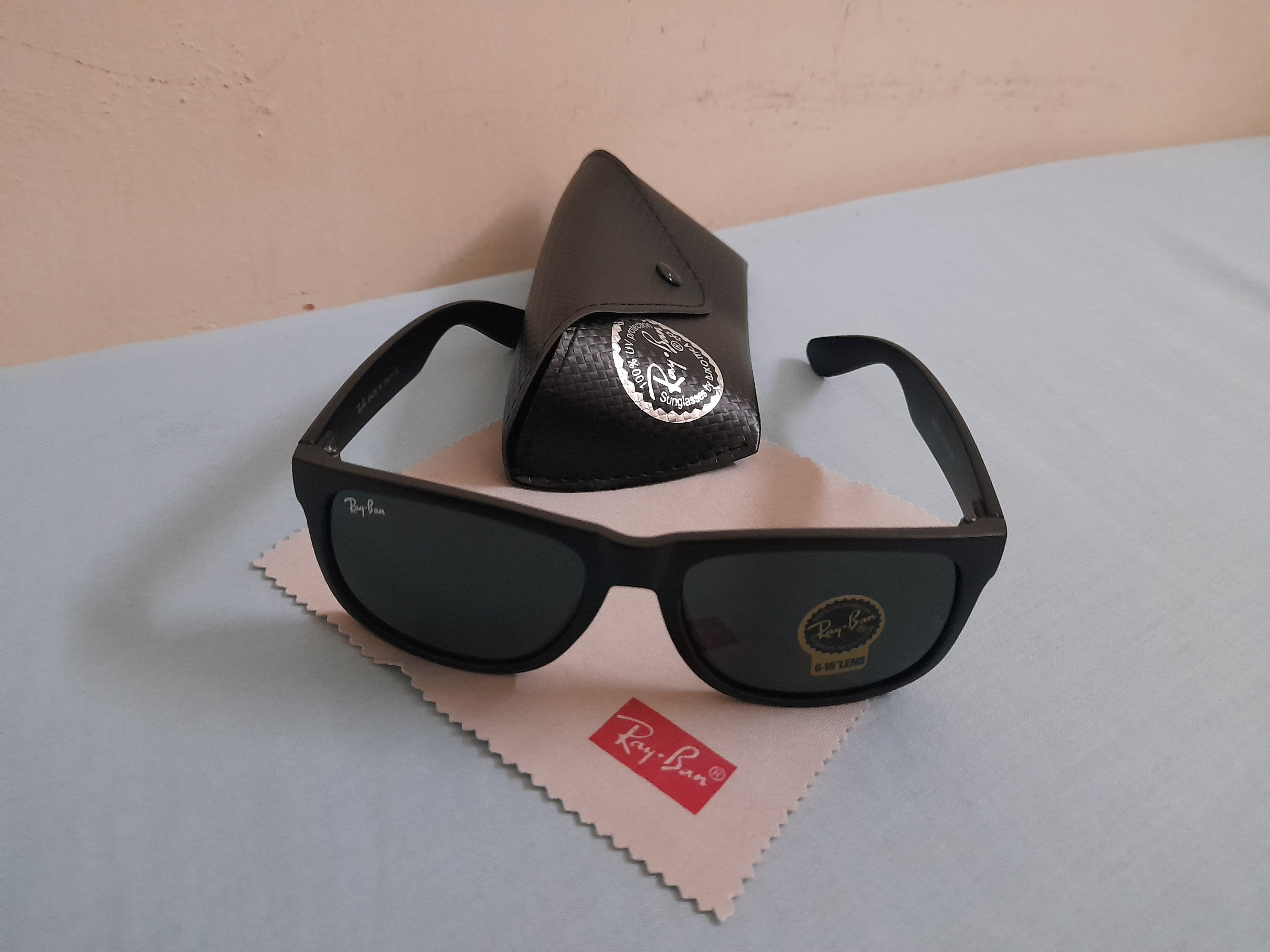 Ray ban High-Quality Sun Glasses  - Image 2
