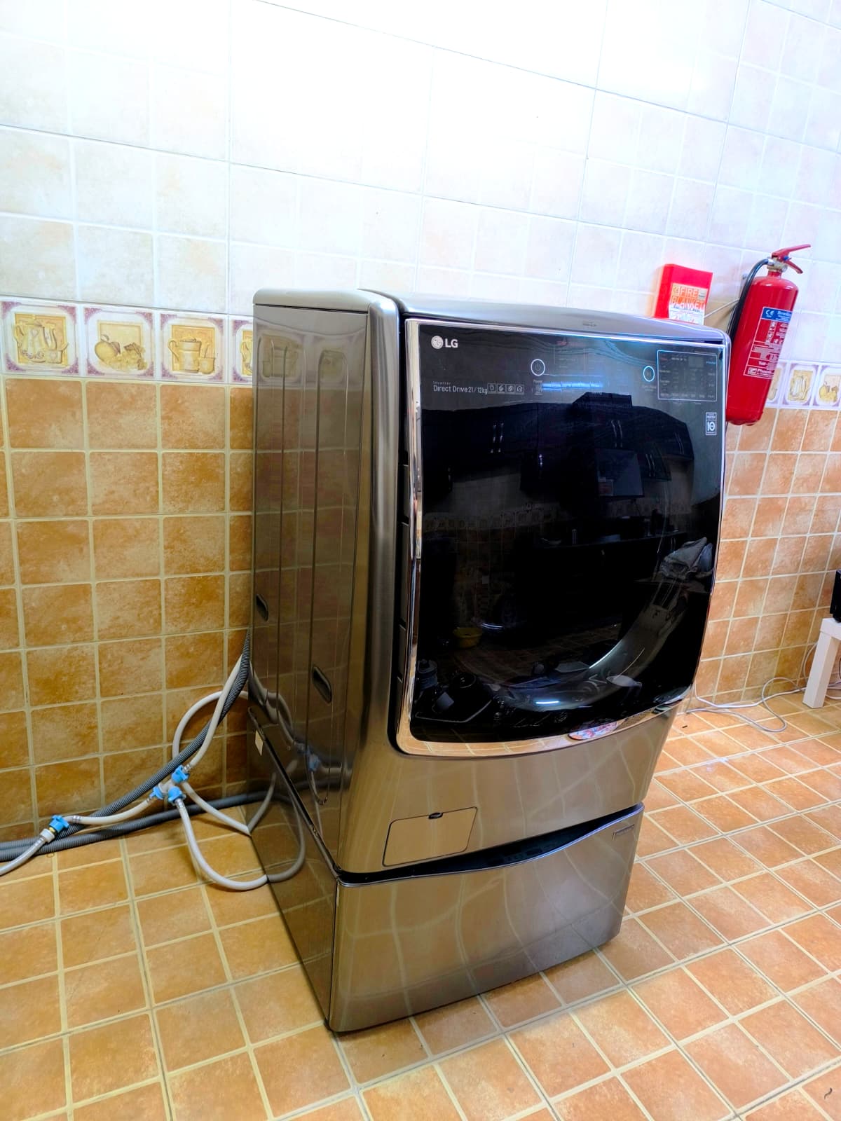 LG twin wash + dryer  -   غسالة ال جي ونشافة سعة 21 كيلو - Image 3