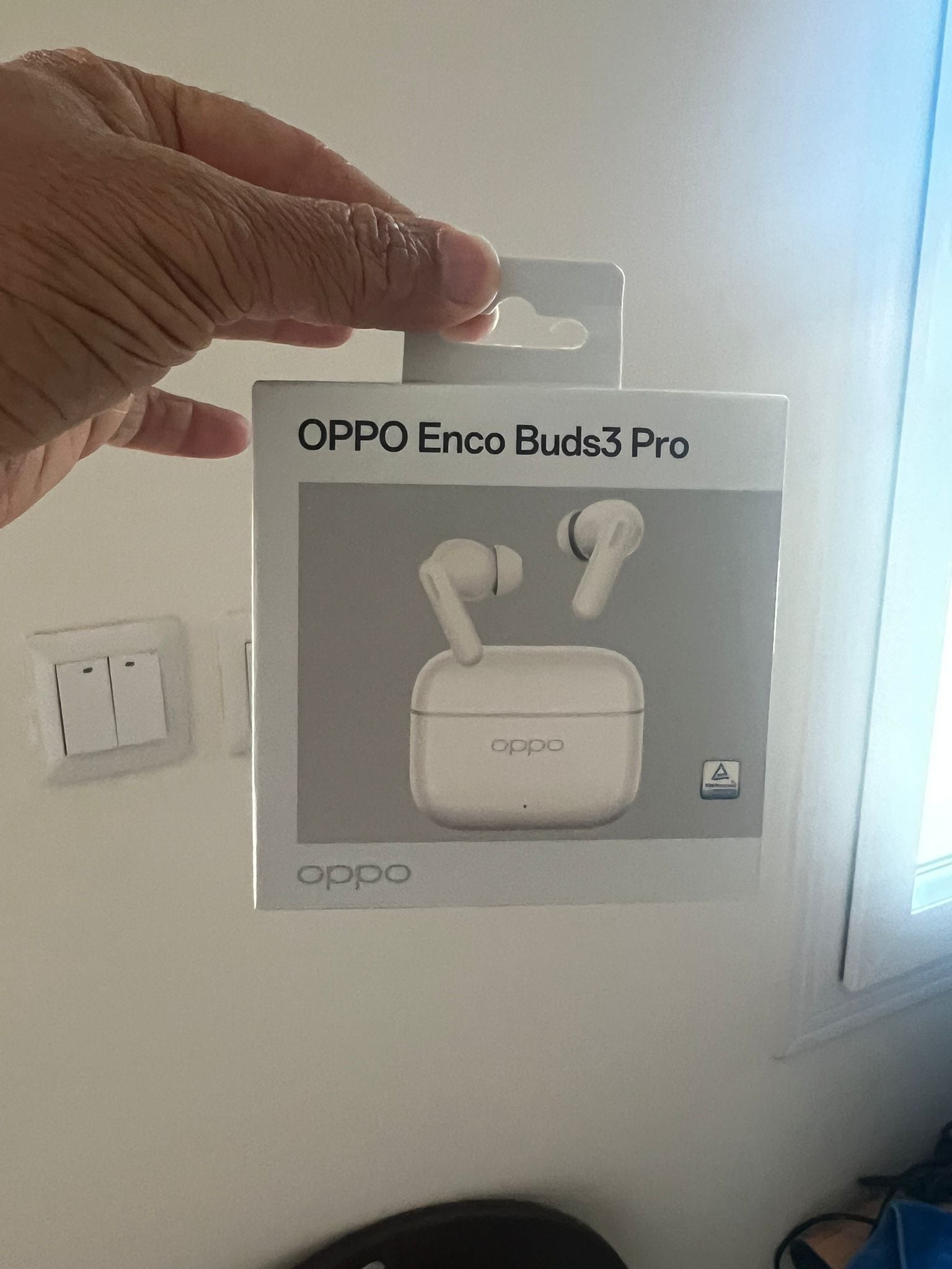 Air Buds _ Oppo enco Buds 3 Pro * New not used - Image 1