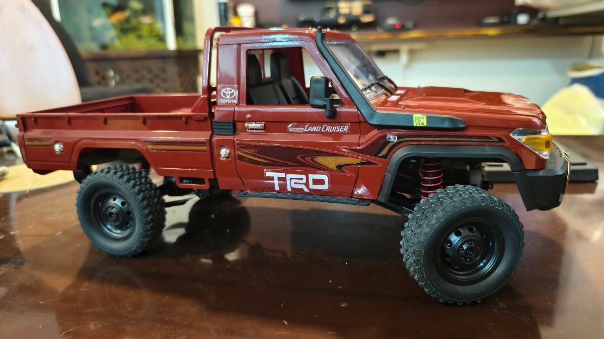 Toyota Landcruiser 1/12 scale RC Car - Image 1