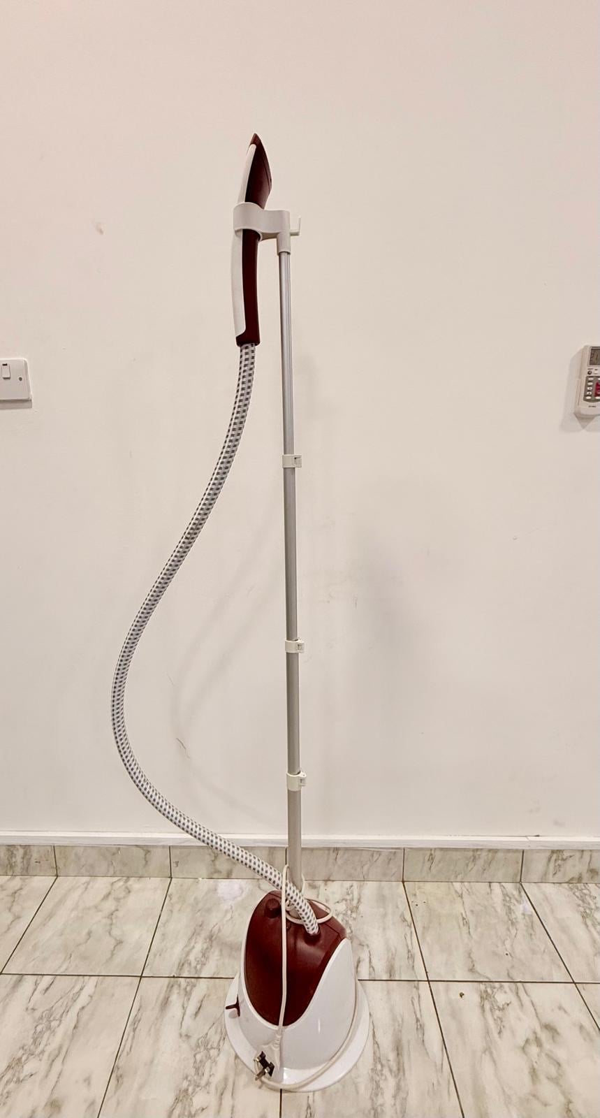 Garment steamer - Image 2