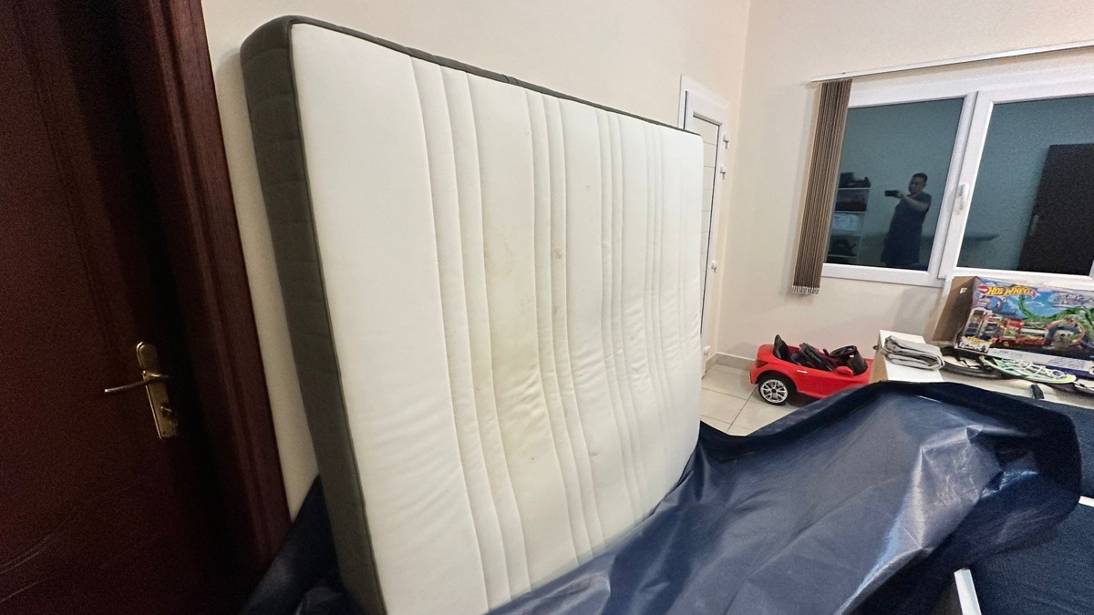 IKEA HÖVÅG Pocket spring mattress - Image 7
