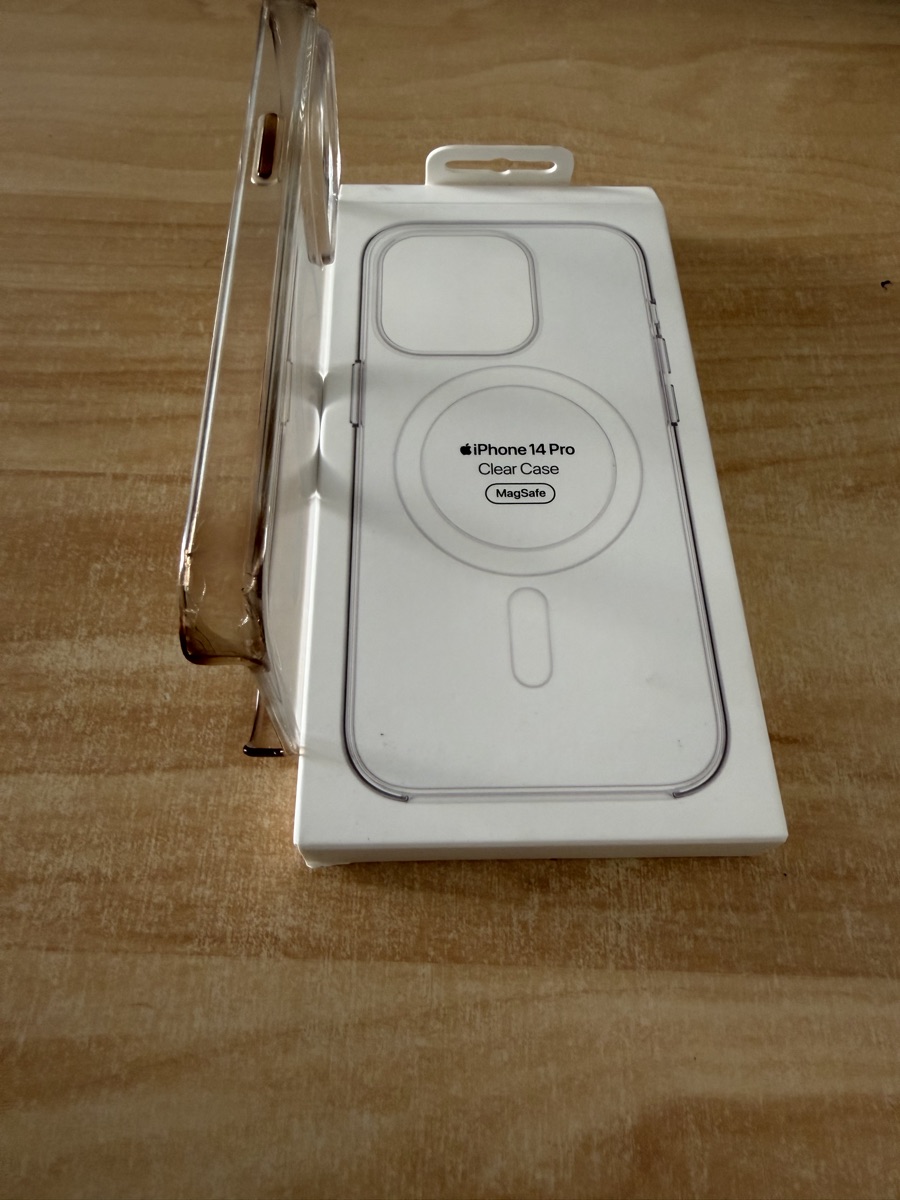 IPHONE 14 pro clear case - Image 3