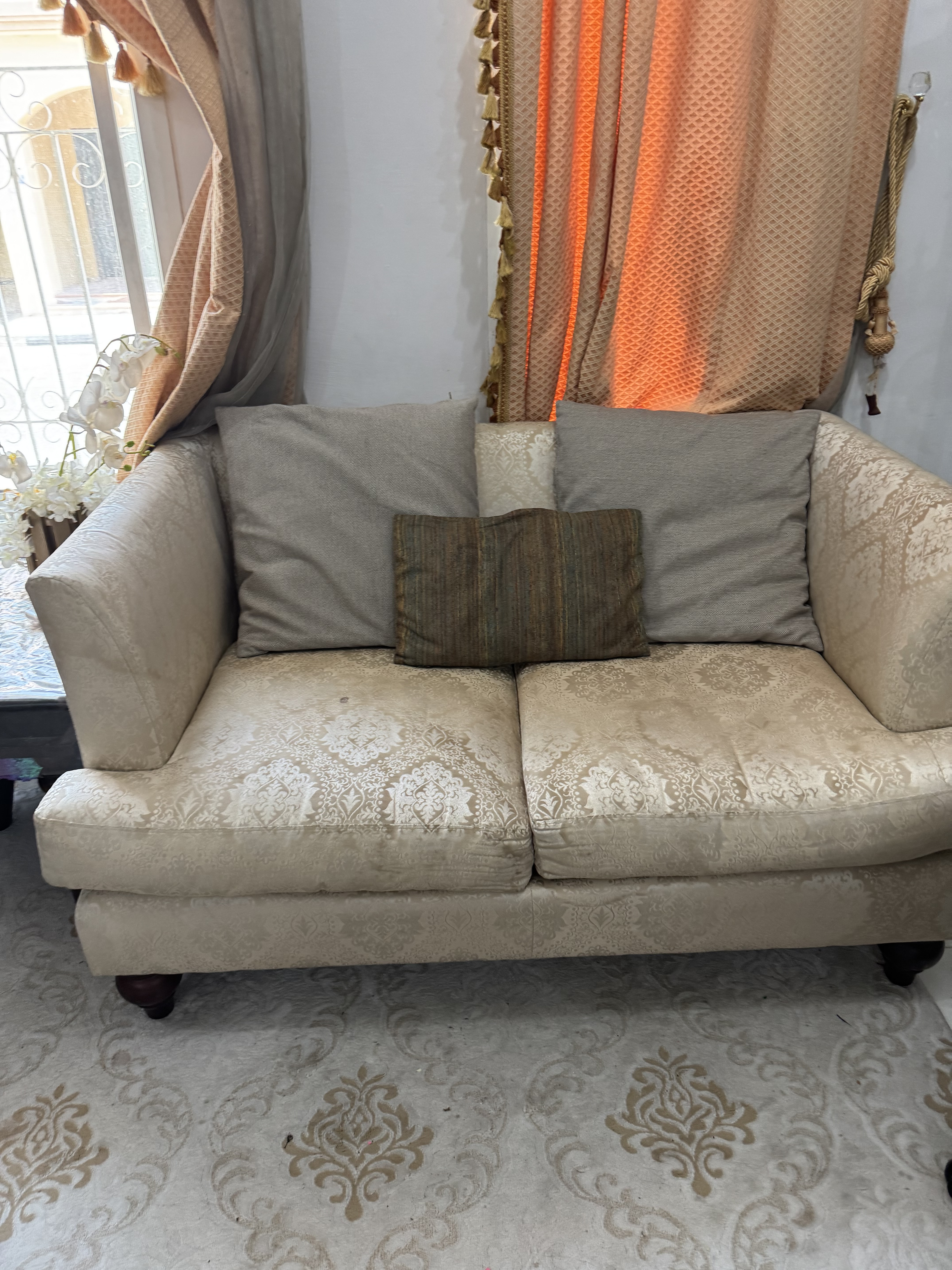 Perfect sofas  - Image 6