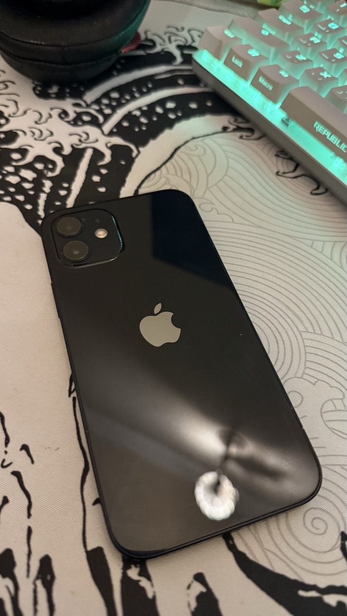 iPhone 12 128gb midnight blue - Image 3