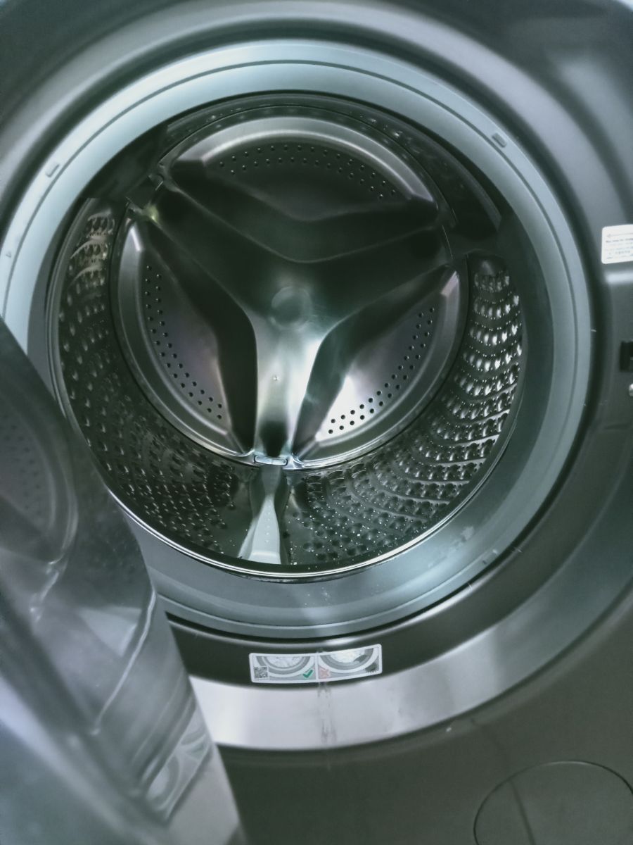 Samsung 12/8 kg washing machine available for sale - Image 3