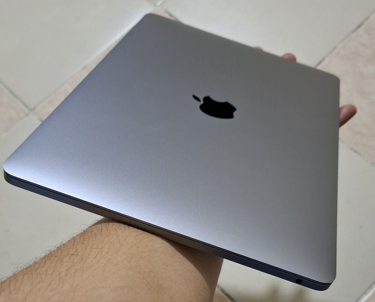 MacBook Pro i7 Touch bar 2017
16GB RAM 512GB STORAGE - Image 4