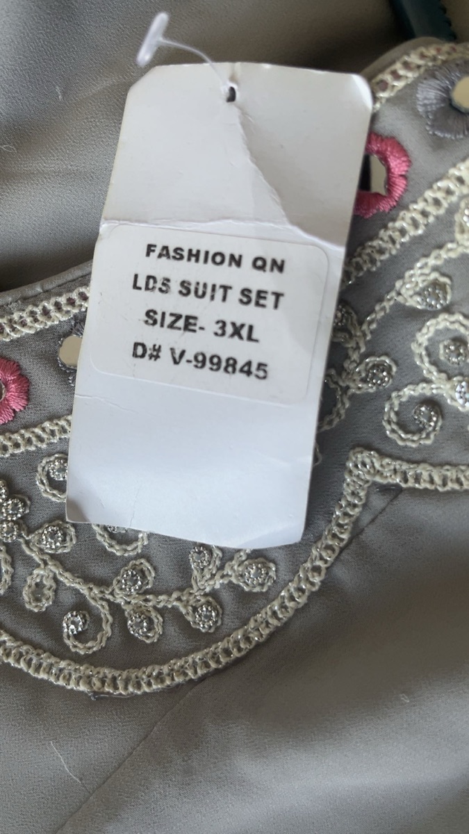Beautiful Elegant Gown with Duppatta - Image 3