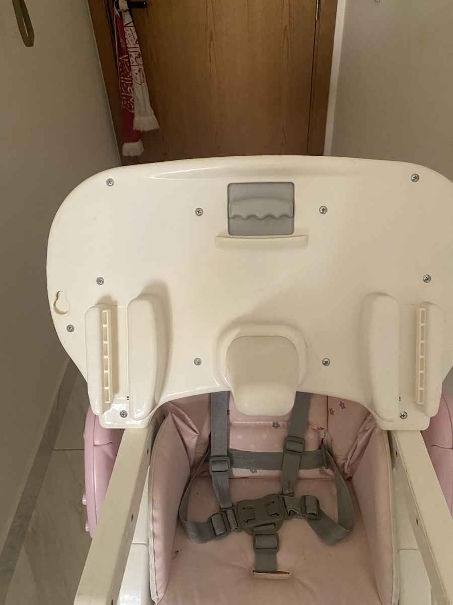 Hello Kitty High Chair for girl - Image 5