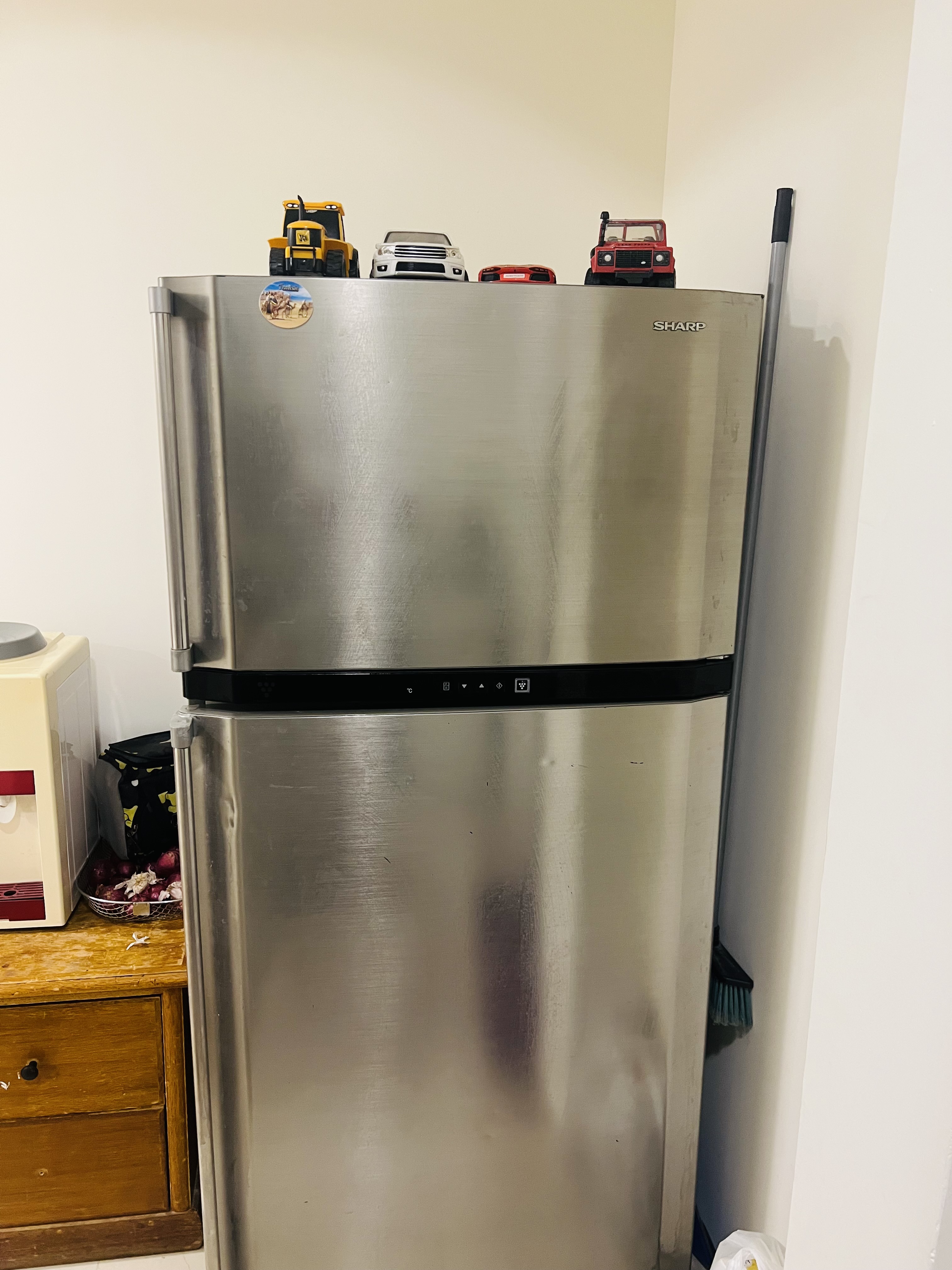 Fridge / Refrigerator- 600 Liters  - Image 2