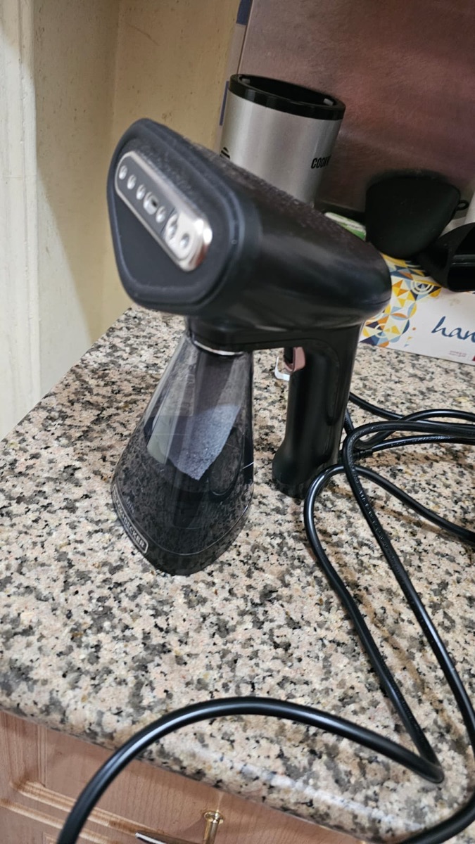 Black + Decker - Image 1