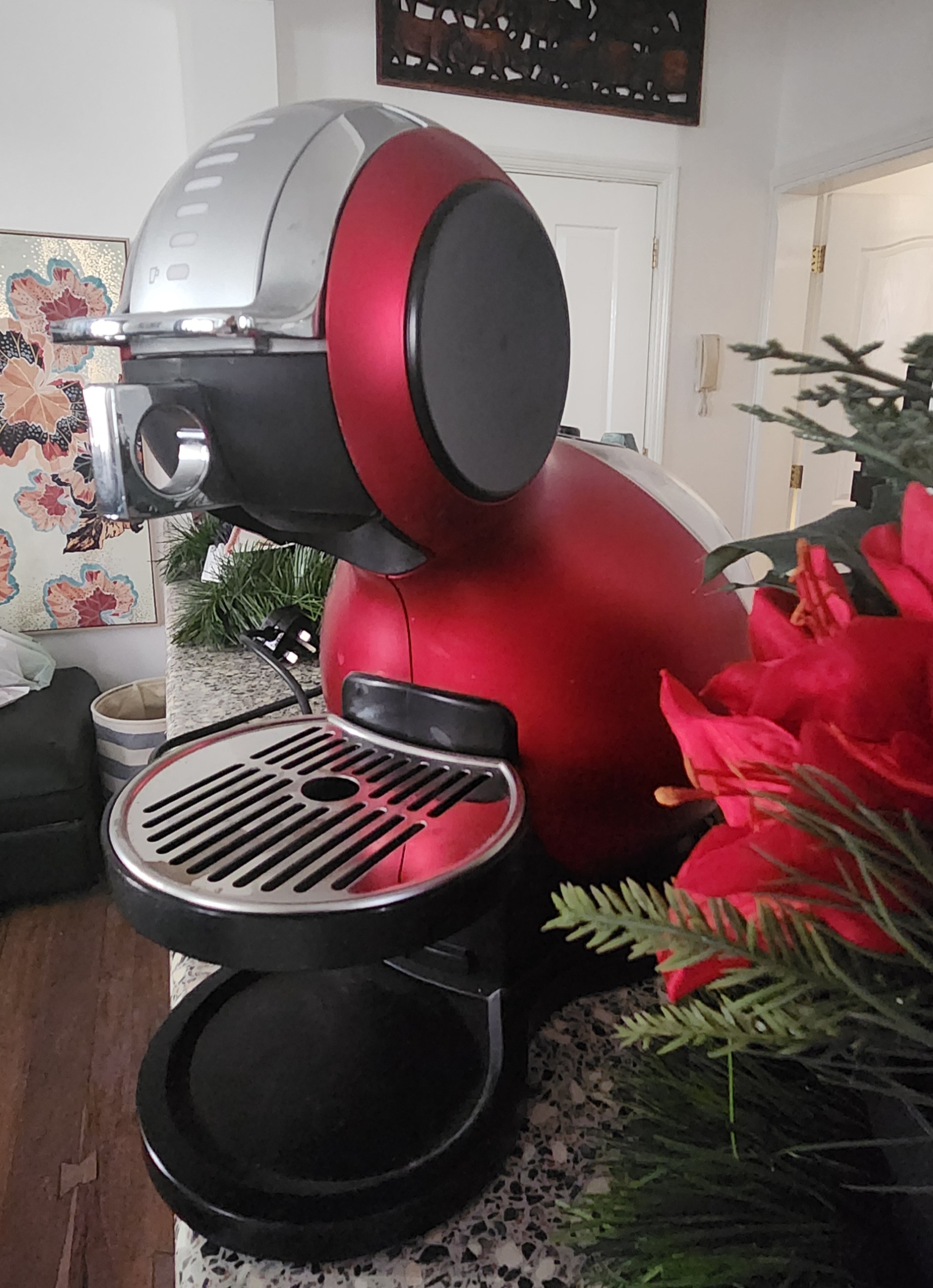 Coffee machine dolce gusto big size in original box - Image 1