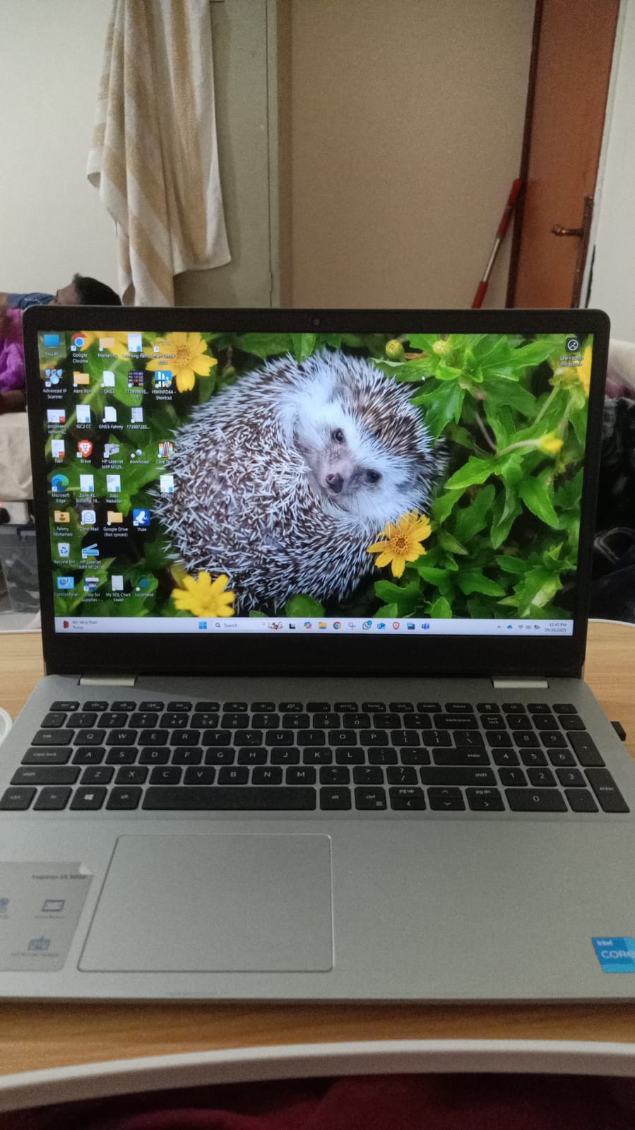 Dell Inspiron 15 3000 15.6-inch Full HD Laptop11th Gen Inter Core i3 (74476637) - Image 3
