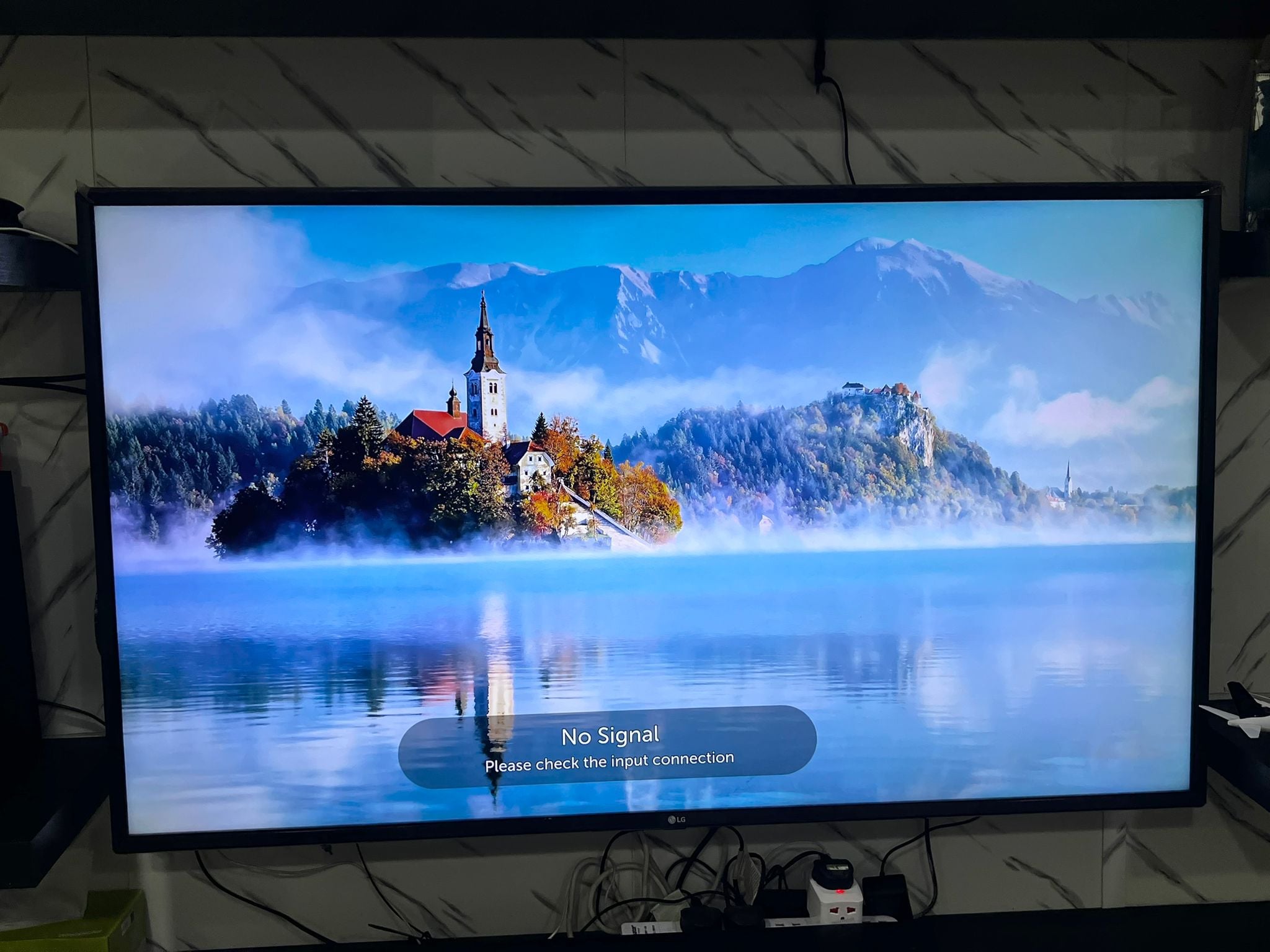 LG 55" TV FOR URGENT SALE - Image 1