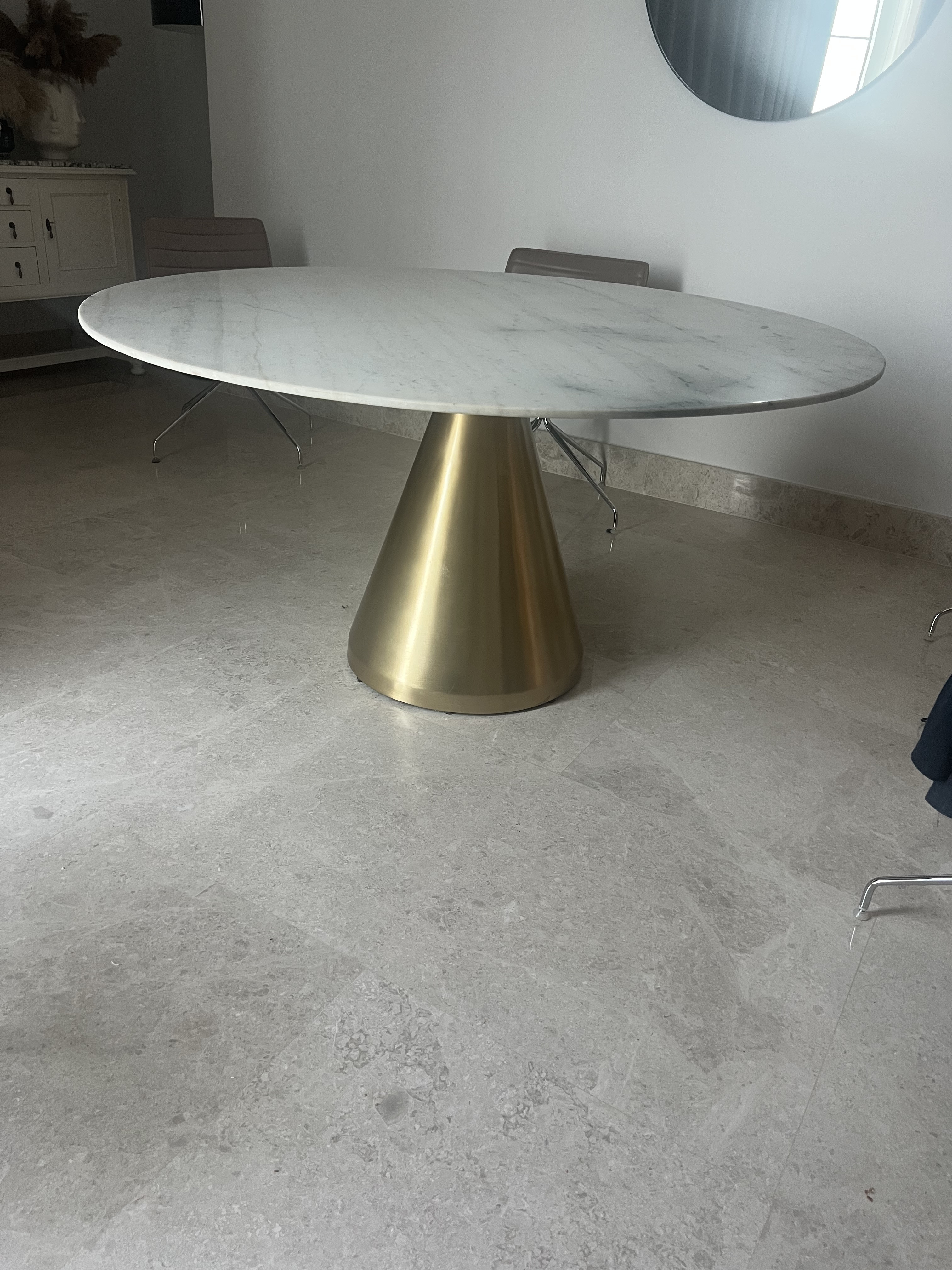 Paulo New 6 Seater Dining Table Marble - White Gold From Pan Home for sale - Image 4
