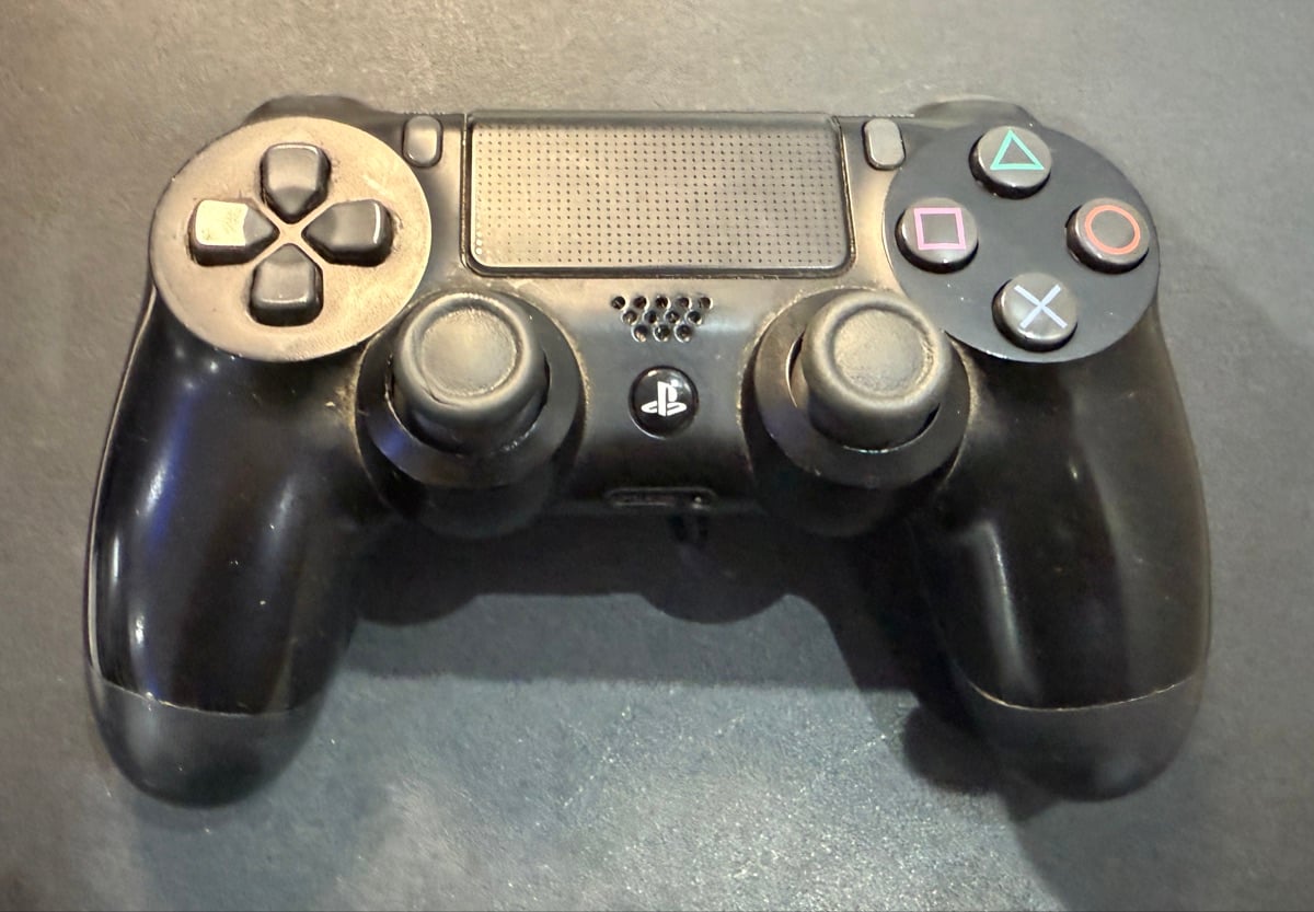 Sony Playstation 4 - Image 3