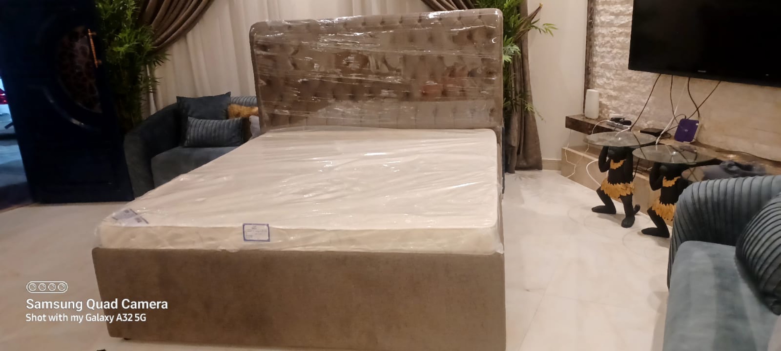 Brand new bed for sale QR 1300 all colors I have - Image 11