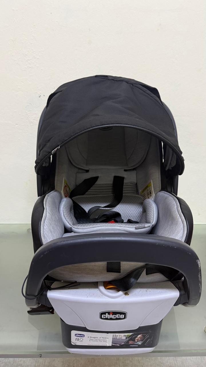 ? Chicco Fit2 Infant & Toddler Car Seat – Great Condition! ? - Image 4