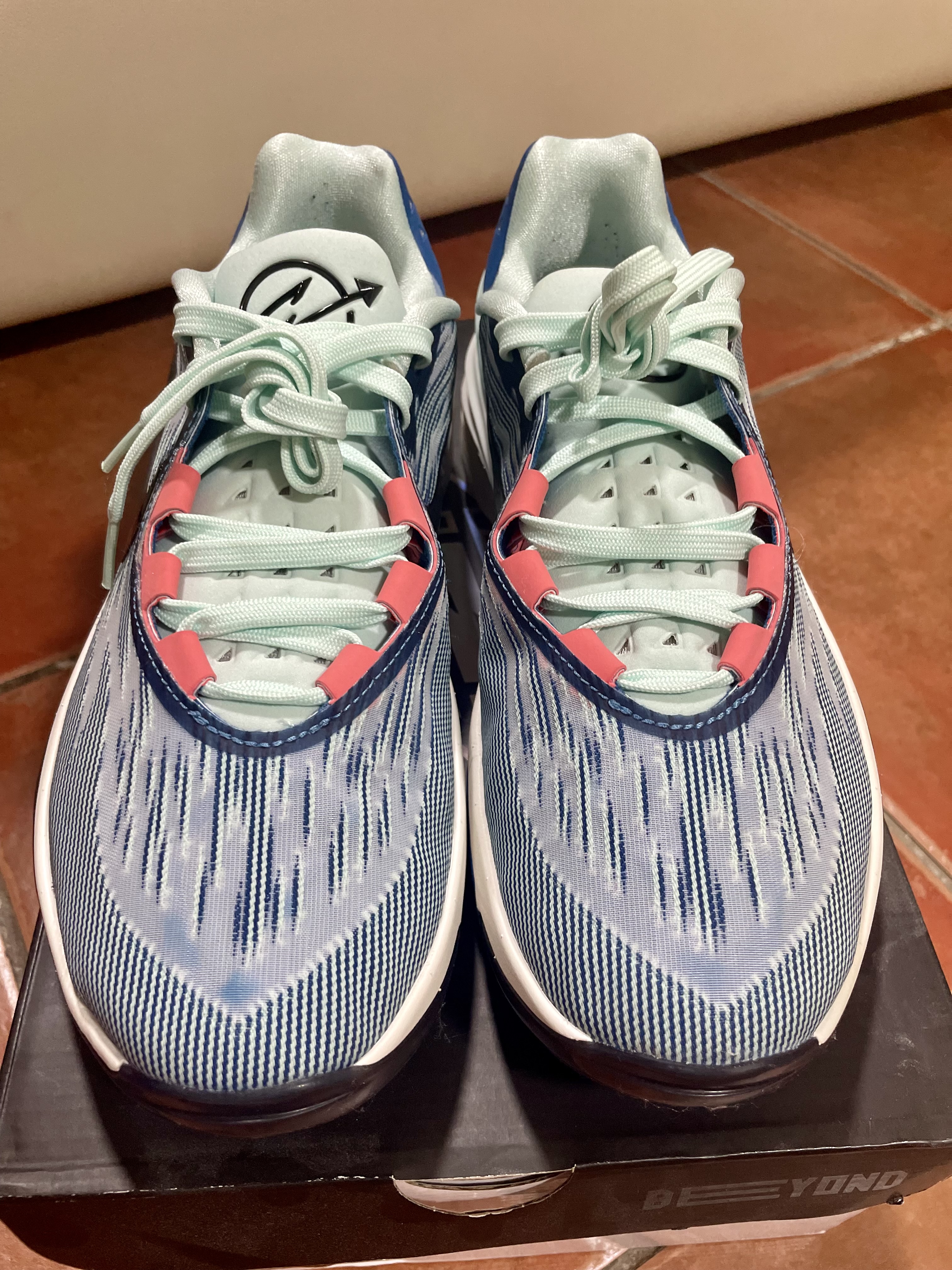 Nike GT Cut 2 (US mens' size 10) - for both shoes - Image 3