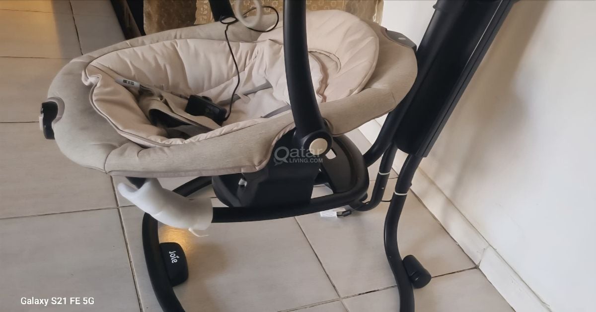 Joie Serina -2- in 1 electric swing and rocker. - Image 4
