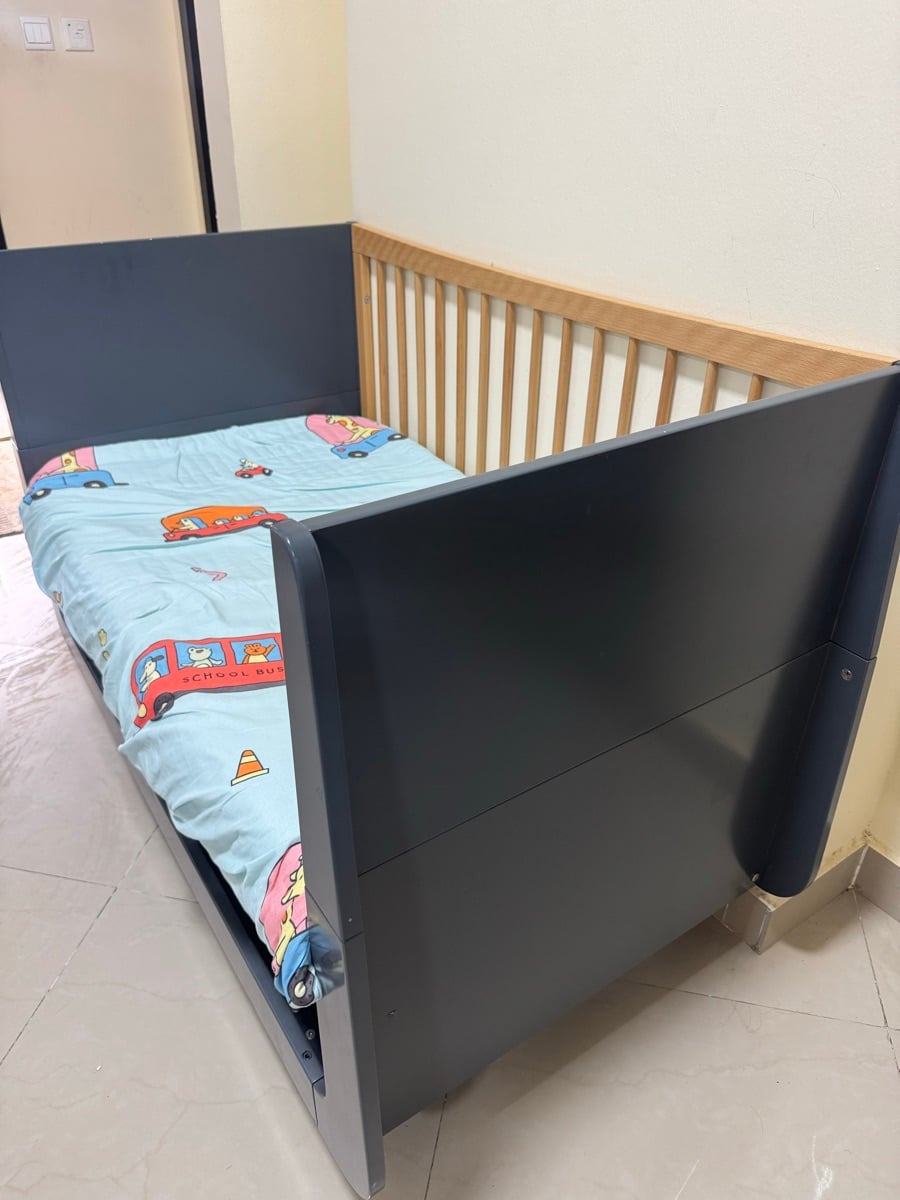 Convertible baby cots/cribs - Image 3