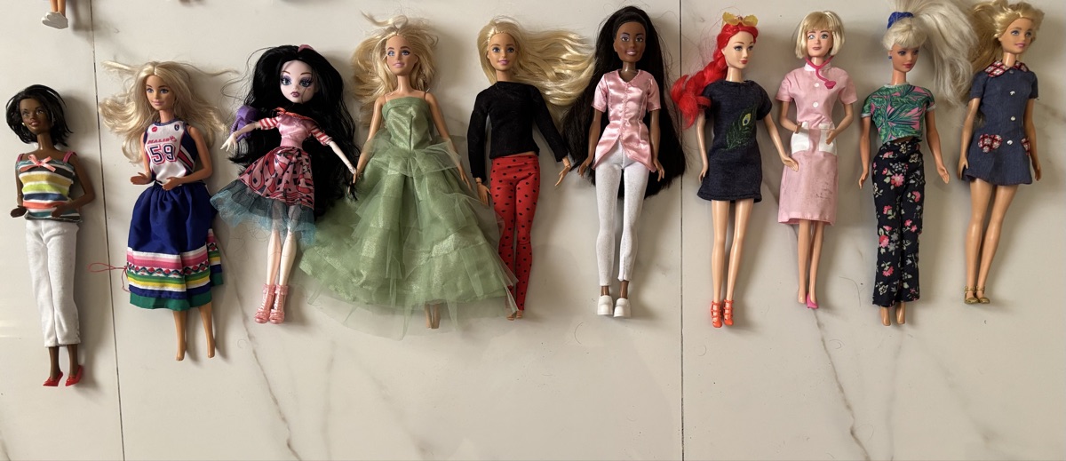 Original Barbie dolls for sale in good conditions - Image 3